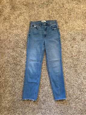 Abercrombie & Fitch Women's Cropped Straight-Leg Blue Jeans